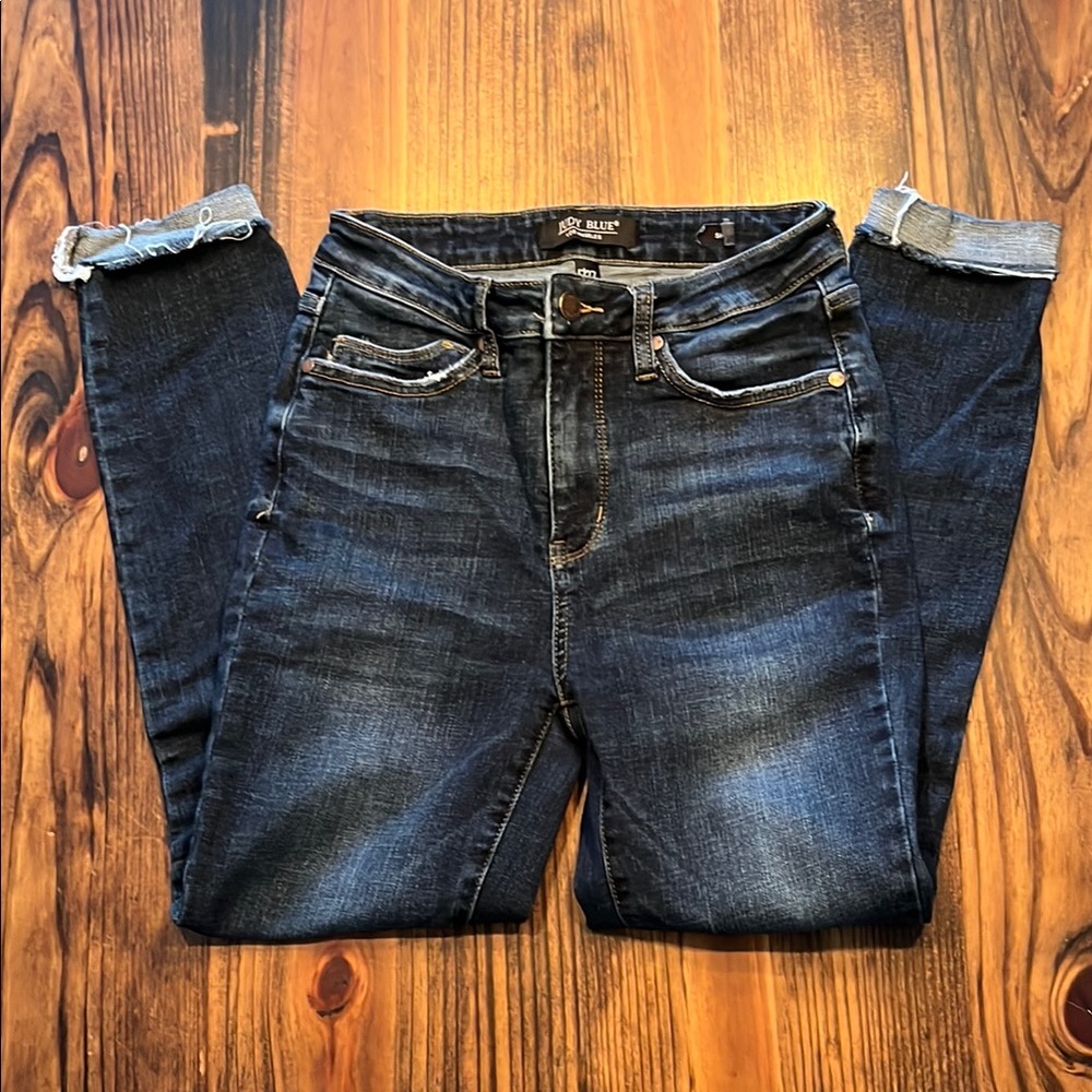 Judy Blue Skinny Jeans Blue Distressed Raw Hem